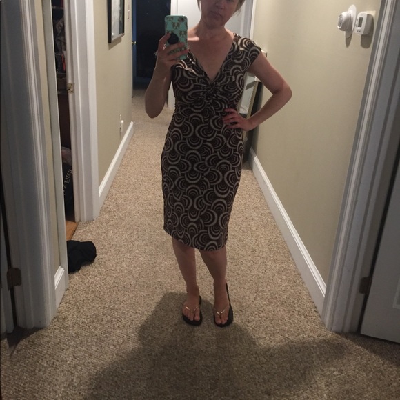 Pattern Dress - Picture 4 of 5